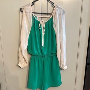 Ark & co Open sleeve romper! Size medium